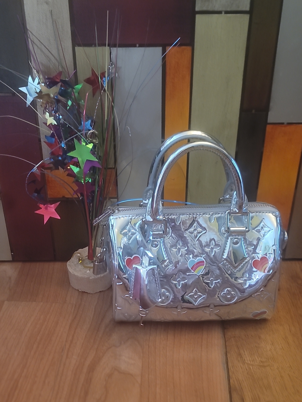 Source Unknown Silver Metallic Heart Accent Dome Satchel